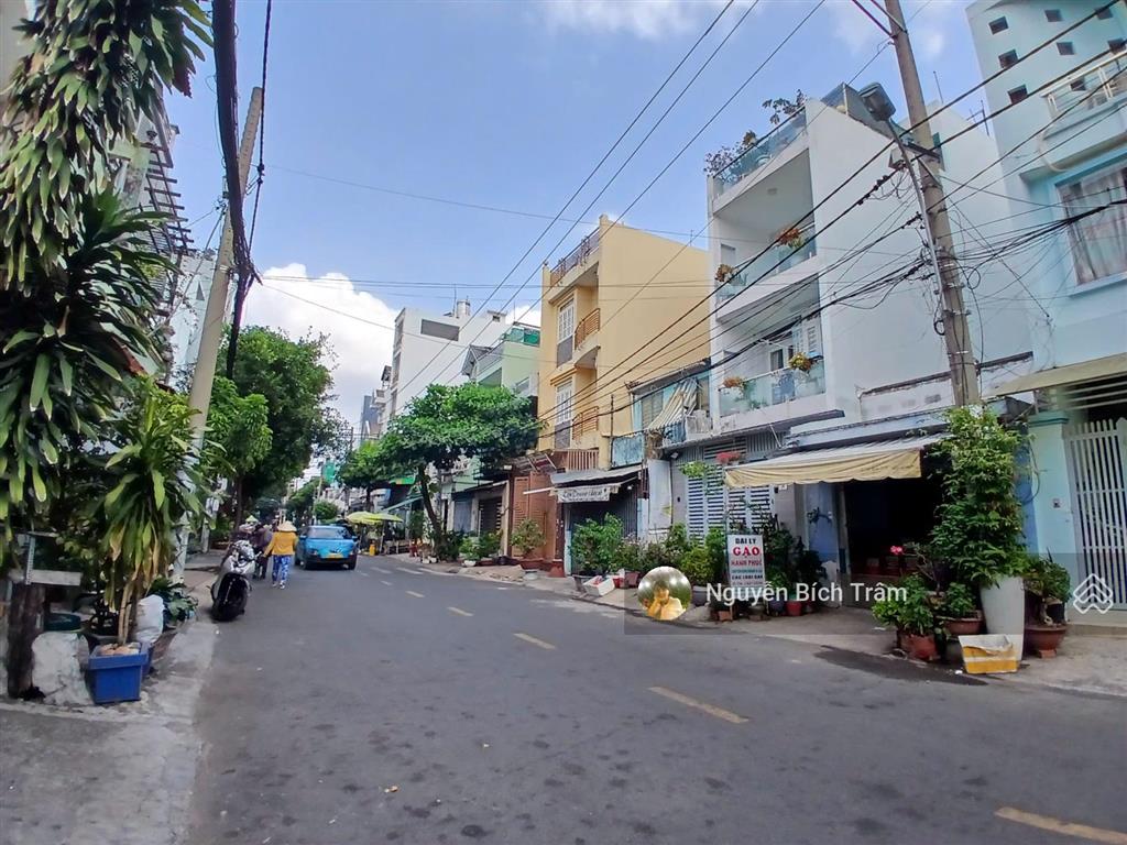 Mặt tiền khu tân thành  giáp luỹ bán bích  70m2x4tầng  chủ đang kd  10.9 tỷ tl