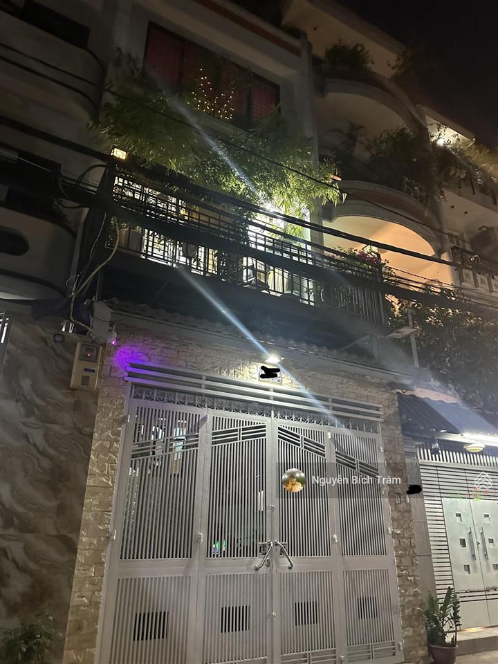 Mặt tiền khu tân thành  giáp luỹ bán bích  70m2x4tầng  chủ đang kd  10.9 tỷ tl