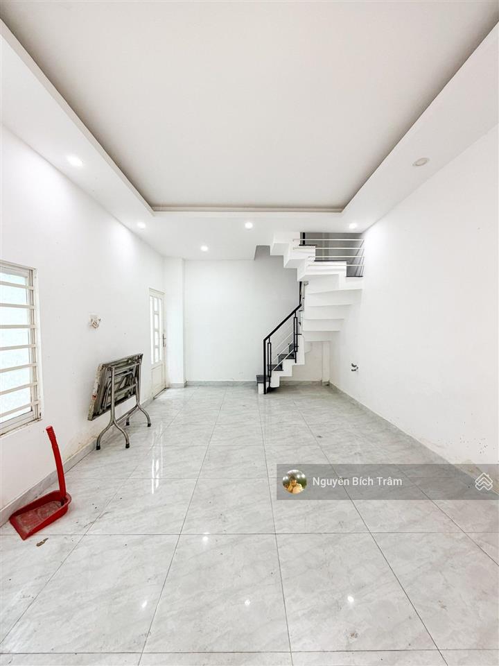 Bán nhà đẹp 4x15 60m2 hẻm 5m thông  ngay vườn lài luỹ bán bích  nhỉnh 5 tỷ
