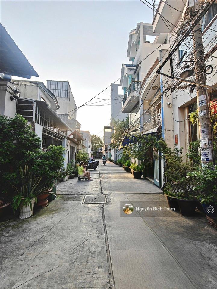 Bán nhà đẹp 4x15 60m2 hẻm 5m thông  ngay vườn lài luỹ bán bích  nhỉnh 5 tỷ