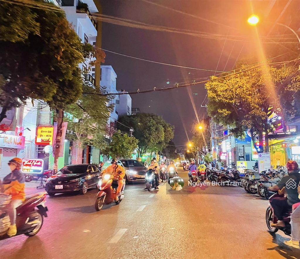 Bán mặt tiền gò dầu ngang 4.5m 3tầng  vị thế kd đa ngành  dòng tiền ổn định  nhỉnh 10 tỷ