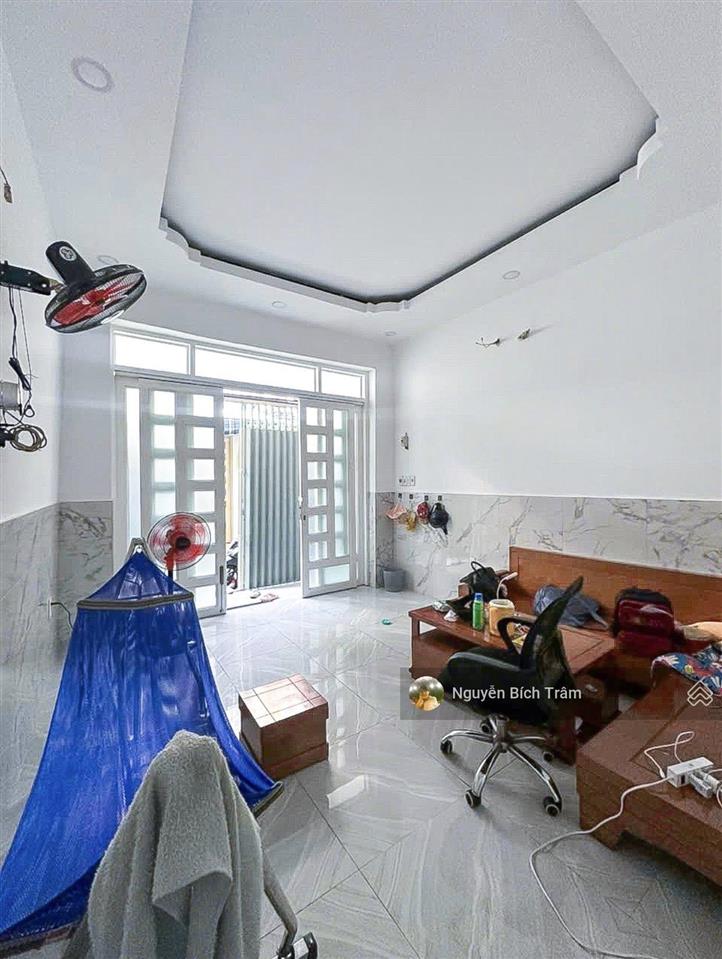 Hiếm trong pk 4tỷdt 55m2 ngang 5m  khu vip tô hiệu giáp q11  sổ a4 chính chủ lâu năm