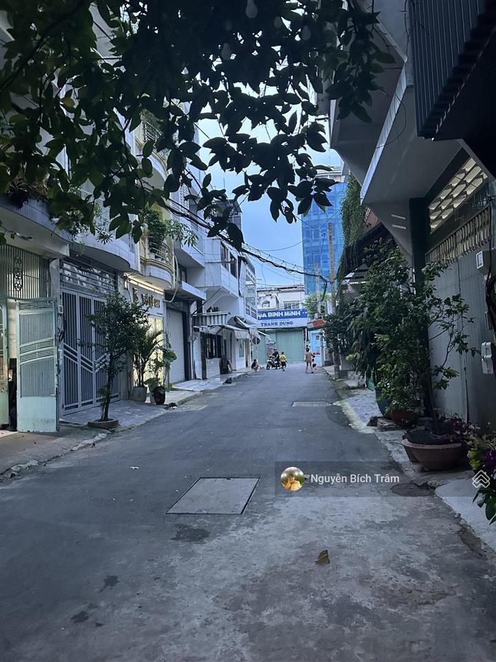 Bán nhà mt ngay ngã tư bảy hiền (trường chinh)  ngang 4.4m ~60m2 chỉ hơn 8 tỷ  giá tốt
