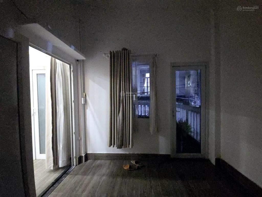 Bán nhà 2 tầng gần đường kha vạn cân, linh đông 8m ngang có 6 phòng