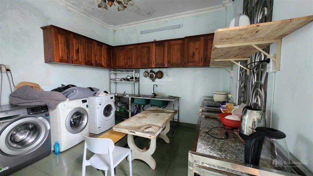 Bán nhà đang cho thuê khoán ngang 8m dtcn 118,5 m có dòng tiền 70tr sẵn mt đường kha vạn cân