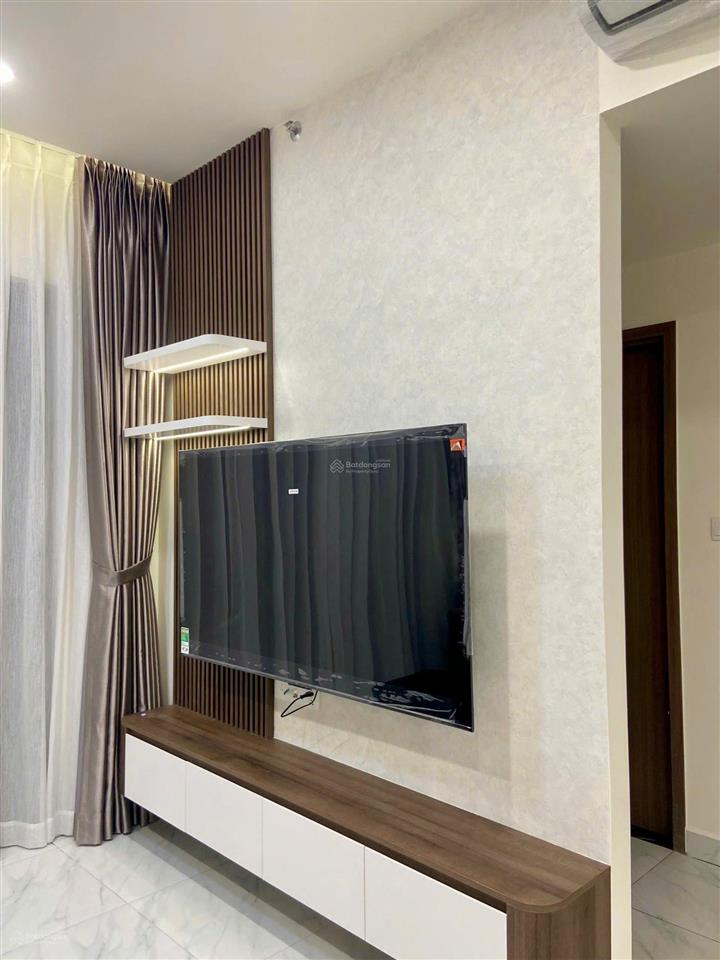 Cho thuê habitat full nội thất 2pn2wc 84m2, hướng đông nam