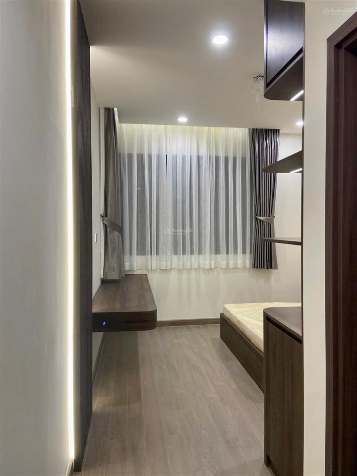 Cho thuê habitat full nội thất 2pn2wc 84m2, hướng đông nam