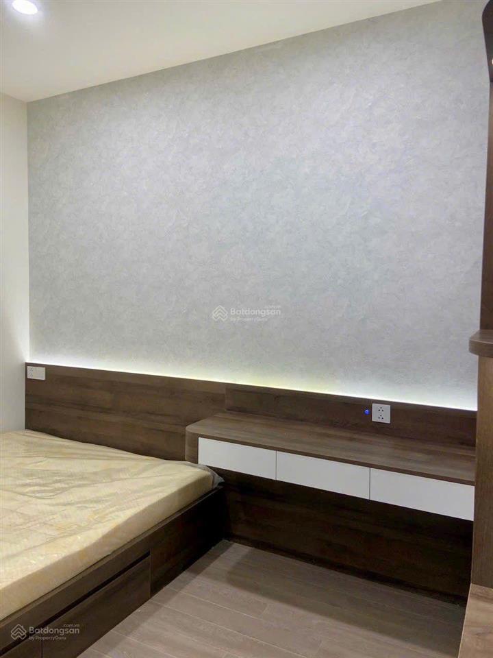Cho thuê habitat full nội thất 2pn2wc 84m2, hướng đông nam