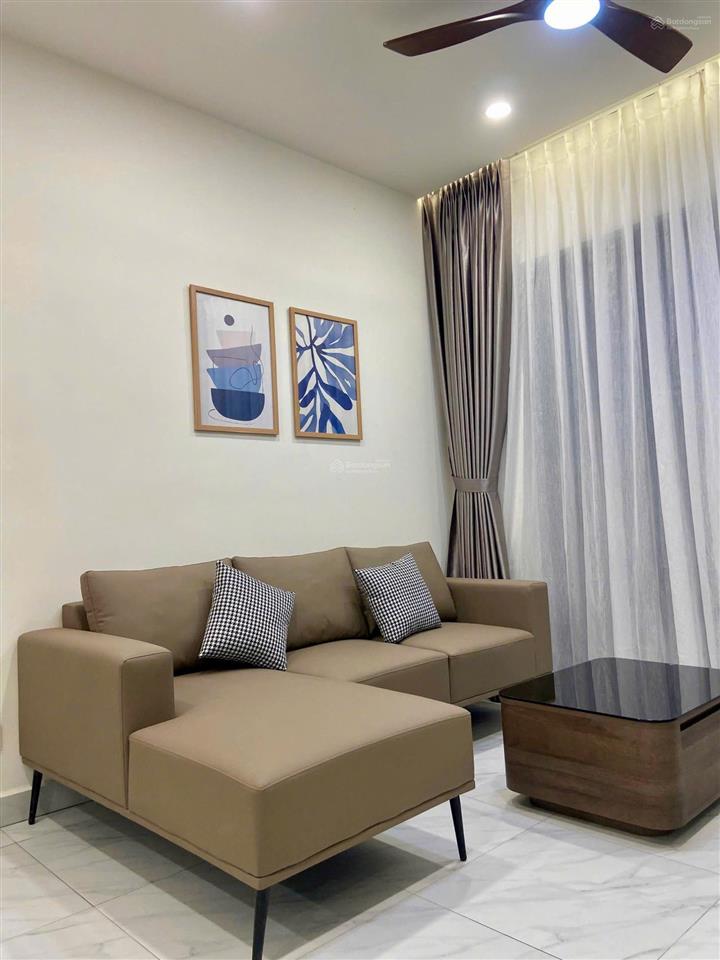 Cho thuê habitat full nội thất 2pn2wc 84m2, hướng đông nam