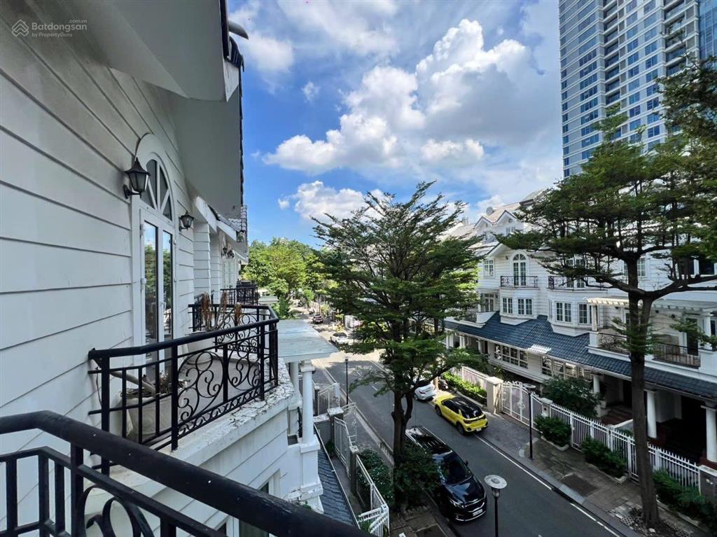 Chính chủ cần bán villa biệt thự saigon pearl view sông  sổ sẵn không thế chấp  full nội thất
