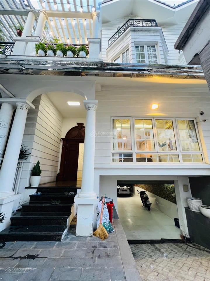 Chính chủ cần bán villa biệt thự saigon pearl view sông  sổ sẵn không thế chấp  full nội thất