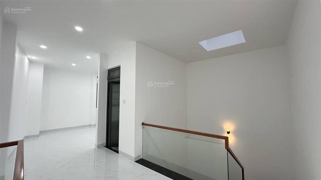 Bán nhà riêng 11,5 tỷ, 73.7 m2, 4pn, 4wc tại phạm văn đồng, p bắc nha trang, khánh hòa