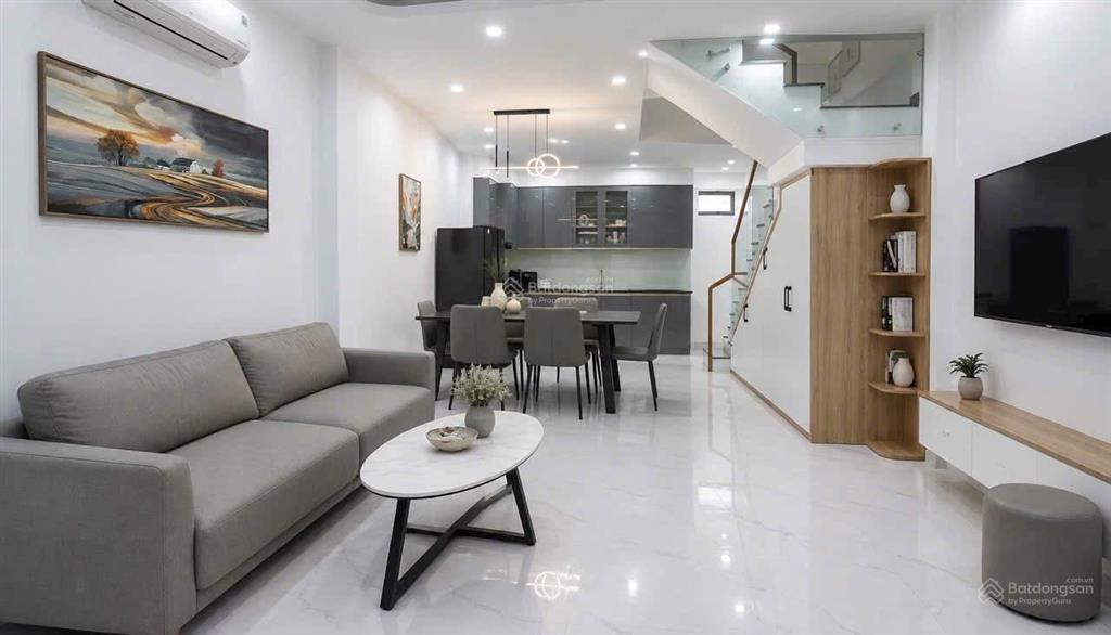 Bán nhà riêng 11,5 tỷ, 73.7 m2, 4pn, 4wc tại phạm văn đồng, p bắc nha trang, khánh hòa