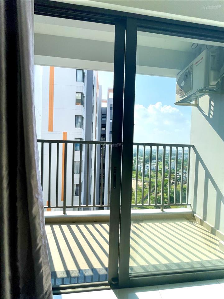 Cho thuê căn 3 phòng ngủ giá 13,5triệu full nội thất  nhận nhà ngay
