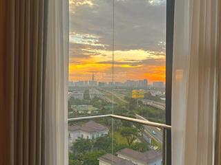 Chuyển nhượng căn 3pn2wc diện tích 100m2 tim tường  view sông đông nam  căn góc lớn cực đẹp