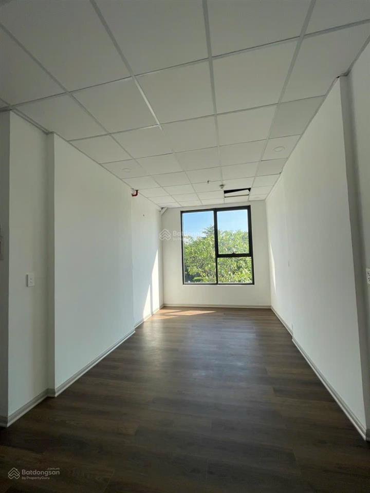 Cho thuê shophouse 160m2 1 trệt 1 lầu mặt tiền 9m  hoàn thiện cơ bản  giá thuê 25triệu