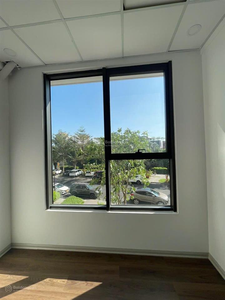 Cho thuê shophouse 160m2 1 trệt 1 lầu mặt tiền 9m  hoàn thiện cơ bản  giá thuê 25triệu