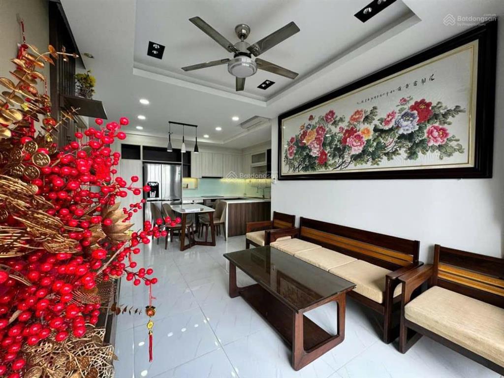 Cho thuê căn 3pn2wc nội thất đẹp lung linh được trang bị đầy đủ nội thât  giá thuê 14triệu