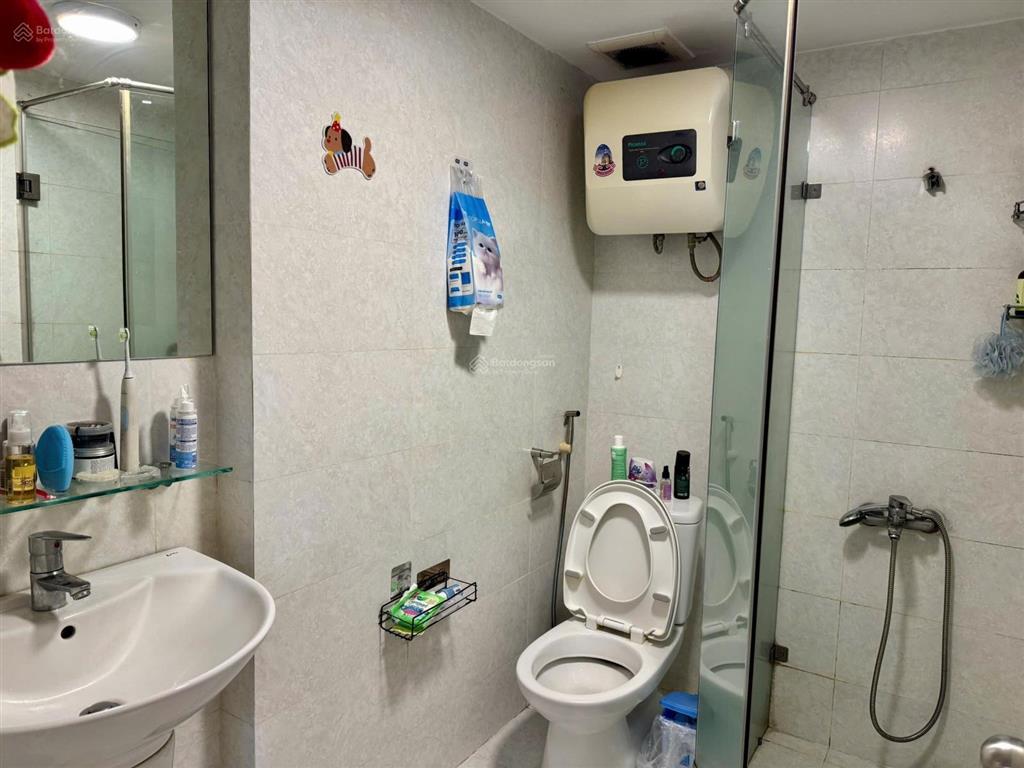 Bán cc hưng vượng 2, 4,4 tỷ, 59m2, 2pn, 1wc tại tân phong, q7, tp.hcm giá siêu hời