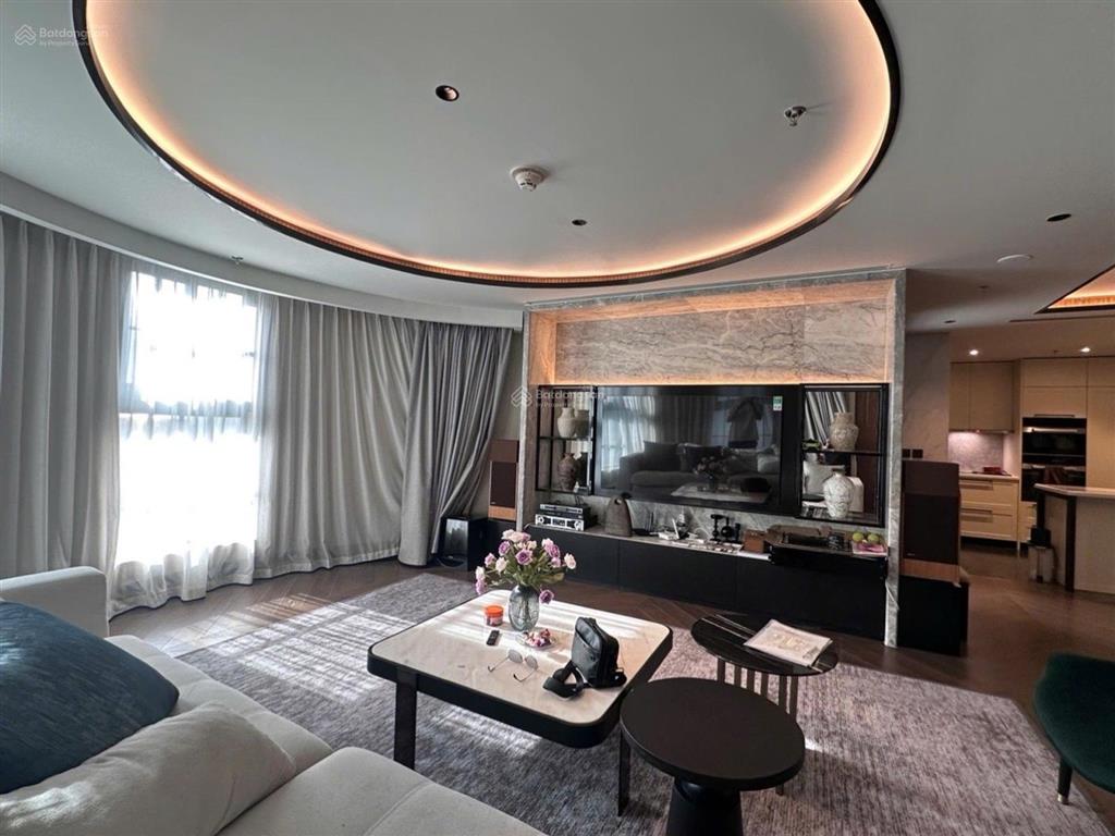 Dành cho chủ nhân danh giá biểu tượng của địa vị và đẳng cấp  sở hữu tinh hoa giữa lòng phố cổ