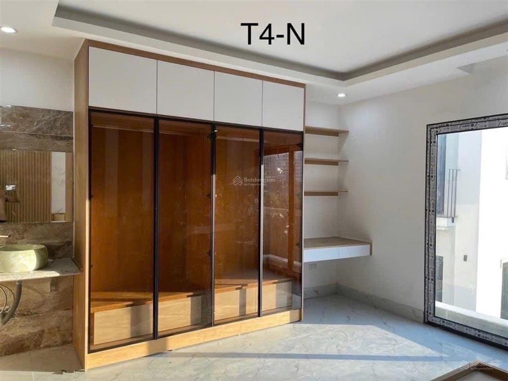 Nhà mới dương văn bé, thang máy 5 tầng, 7 chỗ vào nhà, tiện ích bạt ngàn