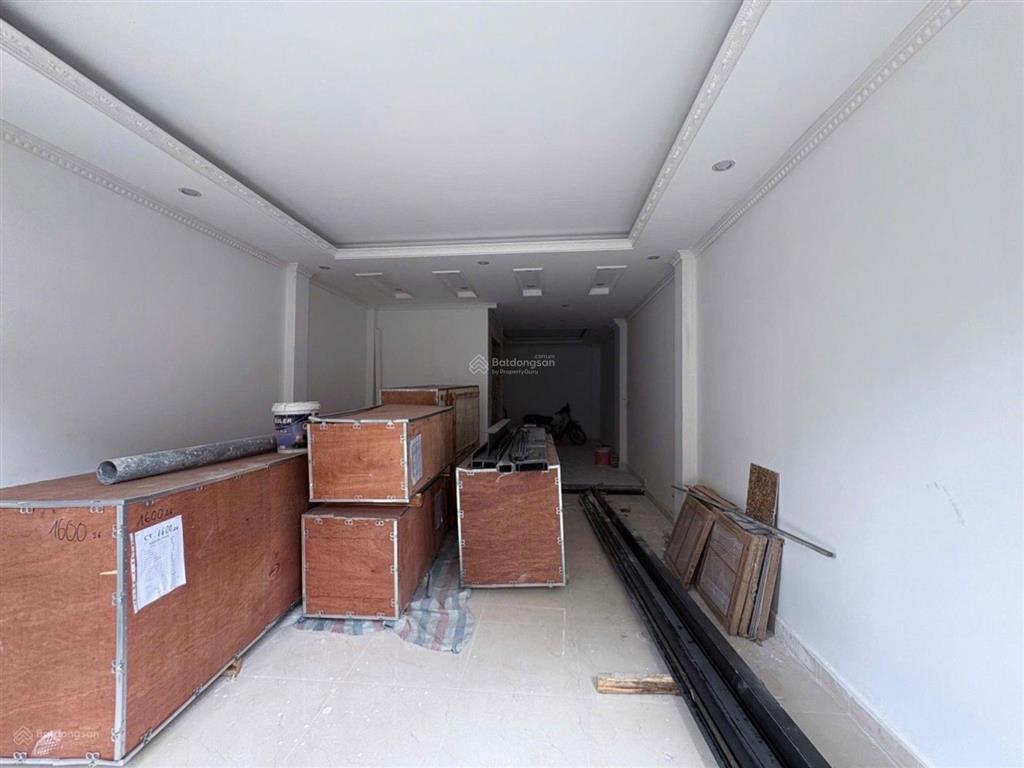 Nhà mới dương văn bé, thang máy 5 tầng, 7 chỗ vào nhà, tiện ích bạt ngàn
