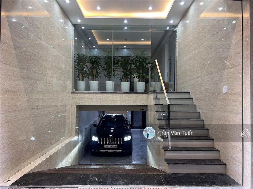 Bán tòa văn phòng phố vũ phạm hàm, 80m2, 9 tầng thang máy, mt 4.5m, mặt ngõ ô tô tránh, giá 34 tỷ