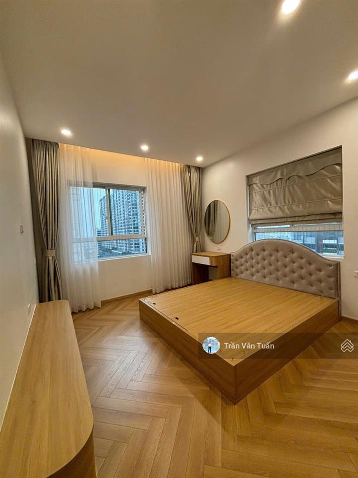 Căn hộ chung cư tòa 18t1lê văn lương, trung hòa nhân chính, 116m 3pn + 2wc, full nội thất, 9,6 tỷ