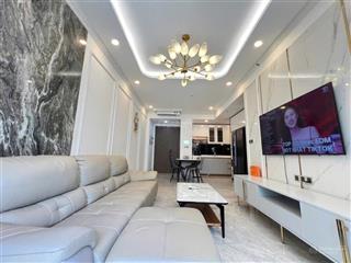 Chuyển nhượng căn hộ midtown 8, phú mỹ hưng 80m2, nội thất như hình, quận 7.