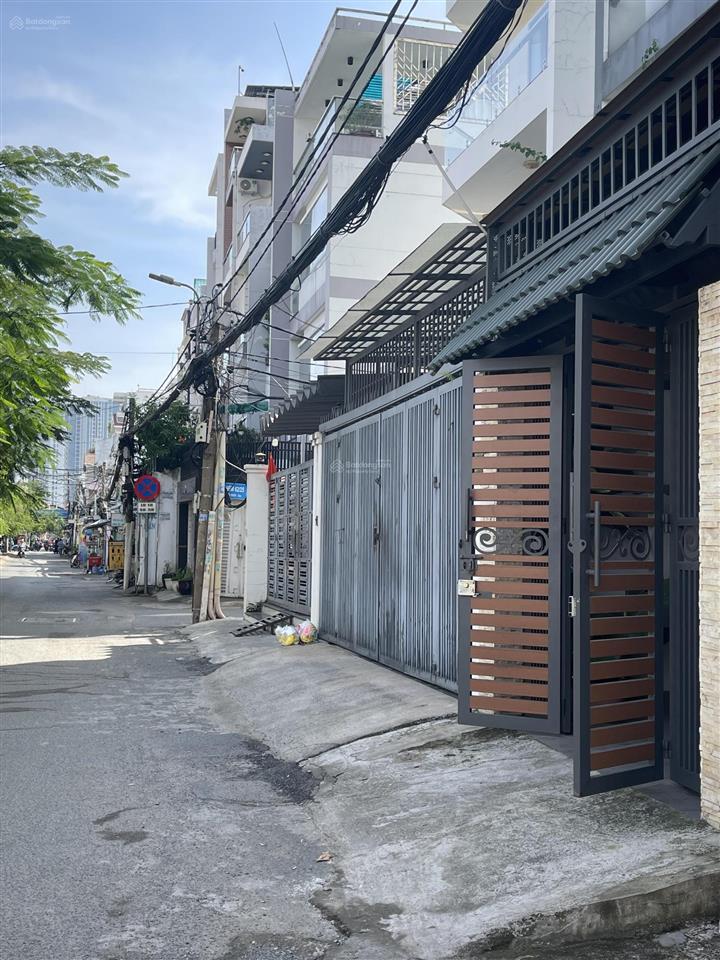 Định cư bán đất tặng nhà gấp hxh 6m, chiều ngang 5m, đường lâm văn bền, gần trường nguyễn hữu thọ