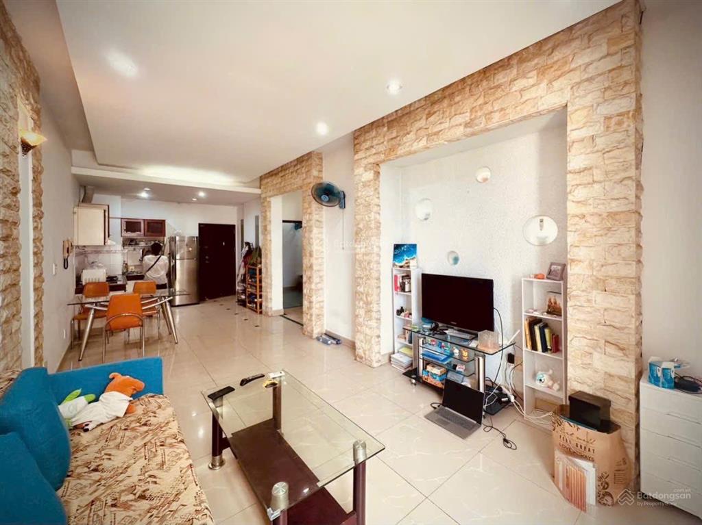 Cần bán nhanh chung cư sky garden 1, phú mỹ hưng 71m2, 2pn, sổ hồng riêng, full nội thất.