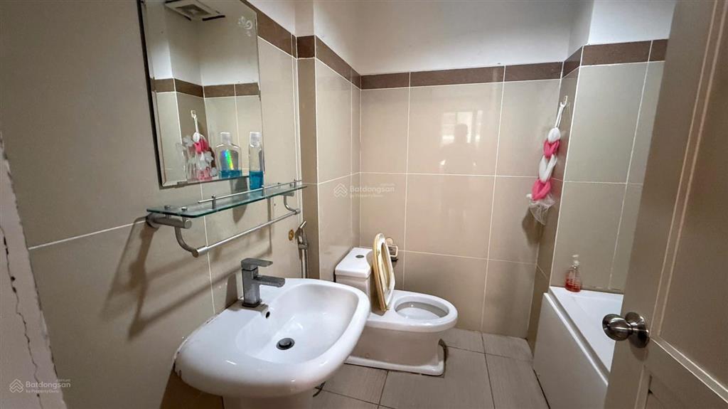 Cho thuê căn hộ era town (đức khải) 92m2, 2pn, full nội thất, đường 15b, phường tân mỹ, q7.
