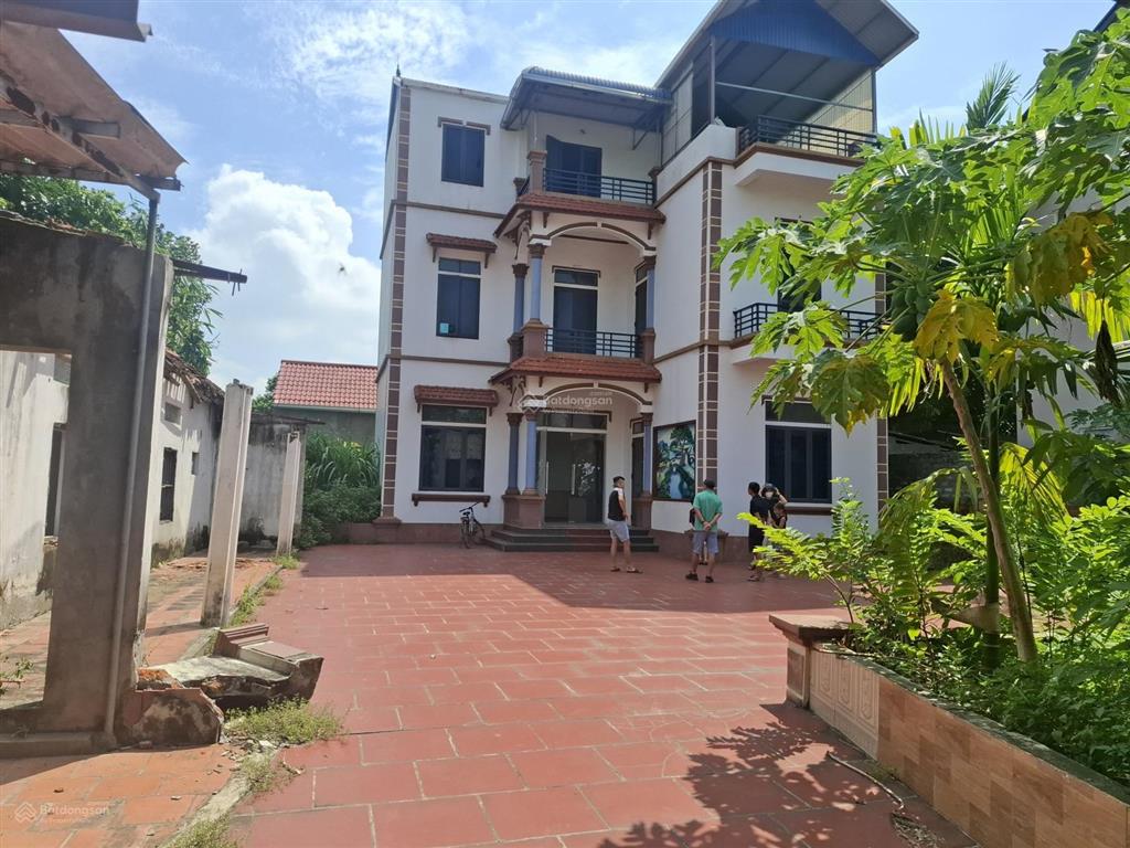 Bán 587 m2 có 200 ont xuân mai chương mỹ. sẵn nhà 3 tầng