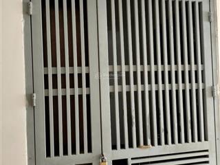 Chủ nhà cho thuê căn hộ chung cư học viện quốc phòng, ưu tiên gia đình có nhu cầu ở dài