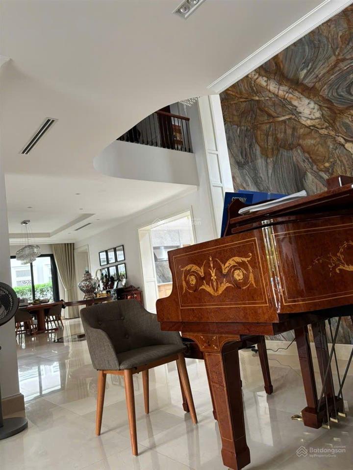 Bán gấp biệt thự chautea giá tốt