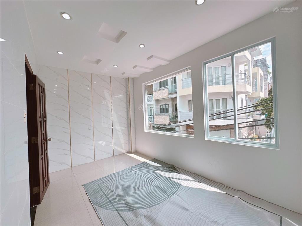 Cần bán gấp nhà mặt tiền hẻm 95 lê văn lương quận 7 tp hcm