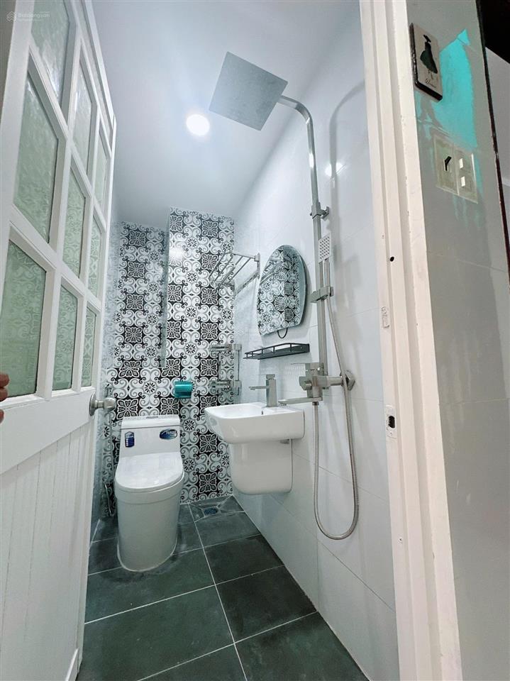 Cần bán gấp nhà mặt tiền hẻm 95 lê văn lương quận 7 tp hcm