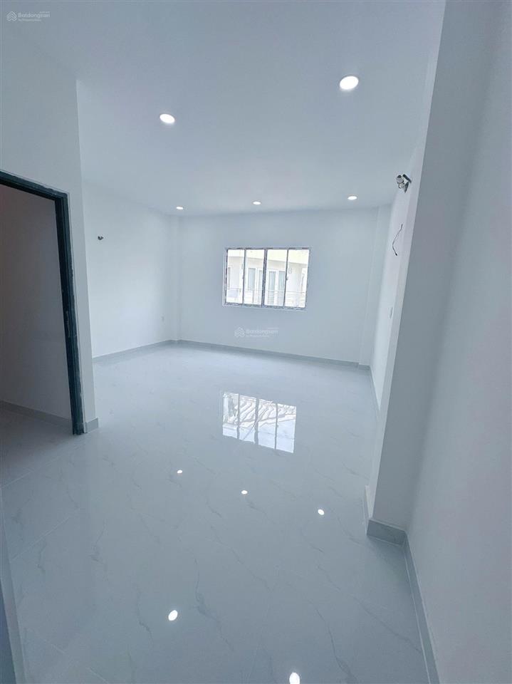 Cần bán gấp nhà mặt tiền hẻm 95 lê văn lương quận 7 tp hcm