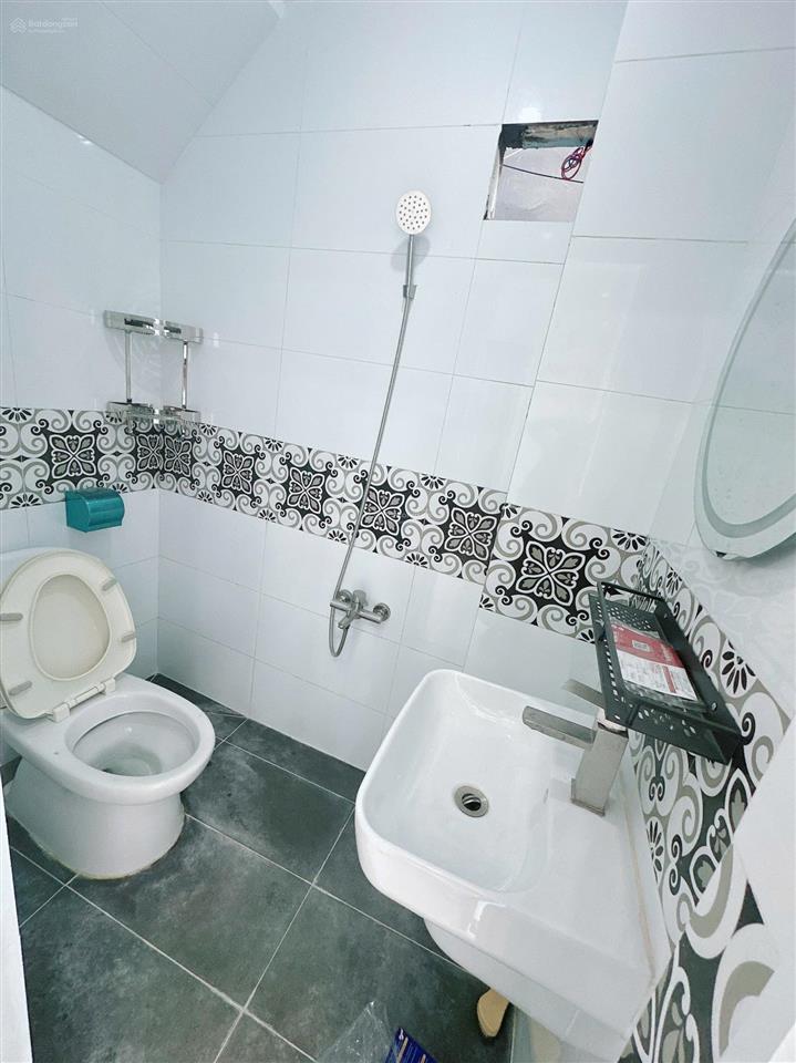 Cần bán gấp nhà mặt tiền hẻm 95 lê văn lương quận 7 tp hcm