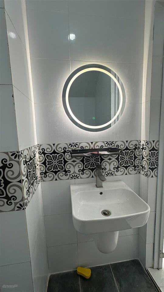 Cần bán gấp nhà mặt tiền hẻm 95 lê văn lương quận 7 tp hcm