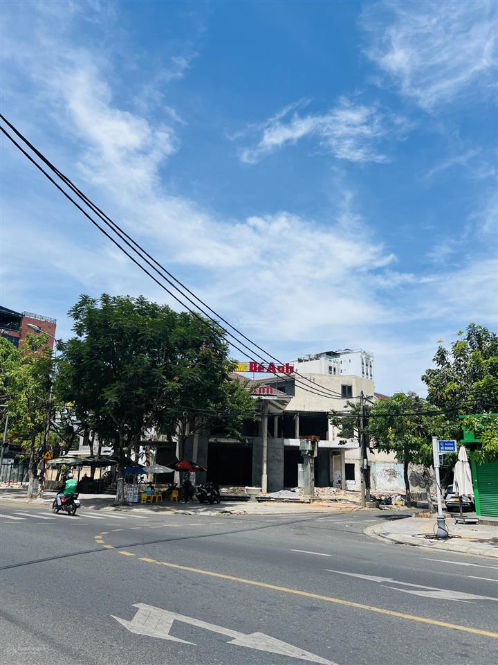Cho thuê 2mt vip hồ nghinh  nguyễn cao luyện. trung tâm biển mỹ khê