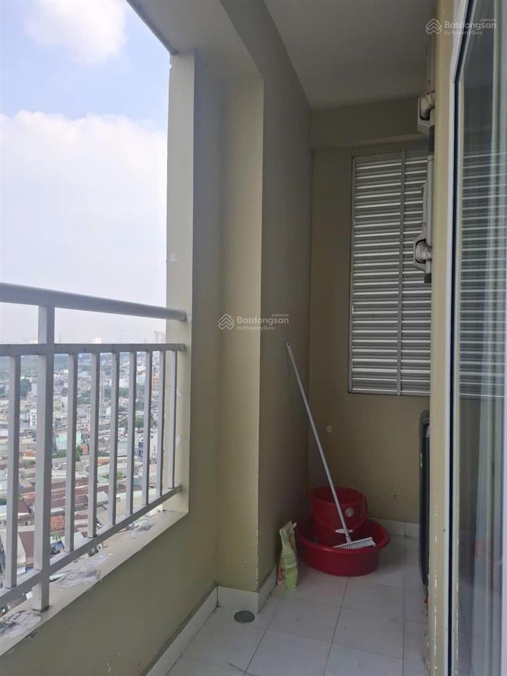 Bán căn hộ tô ký tower q12, căn góc 65m2, 2pn2wc, có sổ, giá 3tỷ (lương lượng).