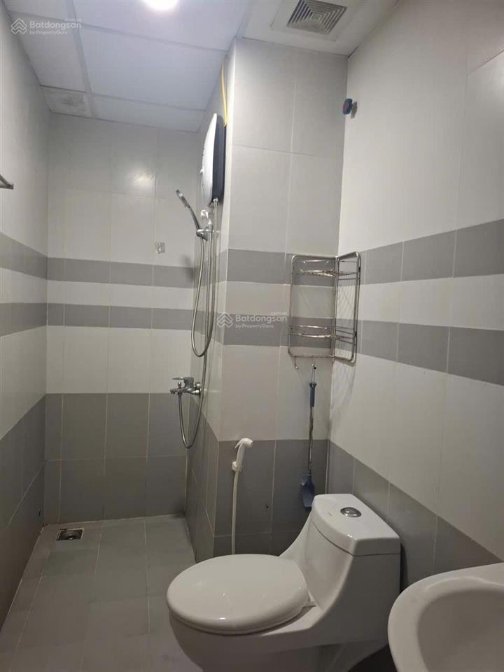 Bán căn hộ tô ký tower q12, căn góc 65m2, 2pn2wc, có sổ, giá 3tỷ (lương lượng).