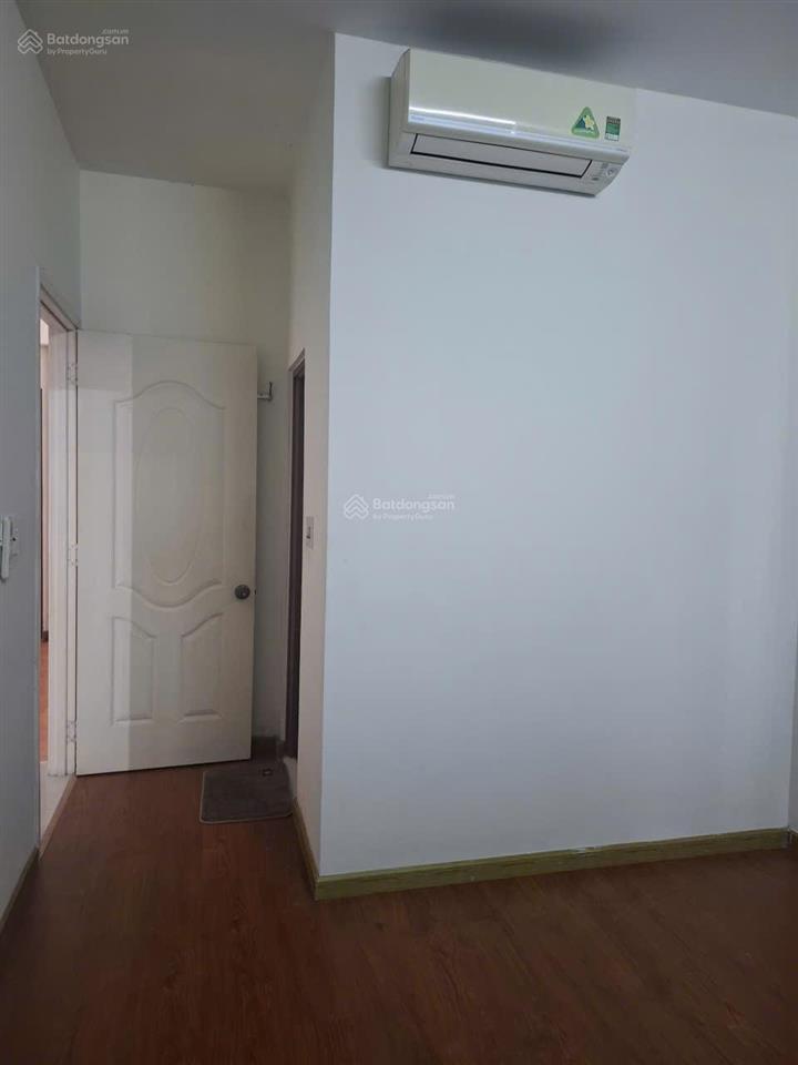 Bán căn hộ tô ký tower q12, căn góc 65m2, 2pn2wc, có sổ, giá 3tỷ (lương lượng).