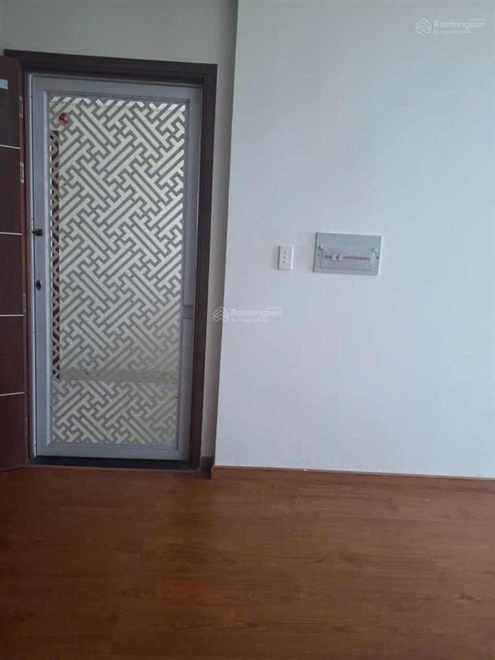 Bán căn hộ tô ký tower q12, căn góc 65m2, 2pn2wc, có sổ, giá 3tỷ (lương lượng).