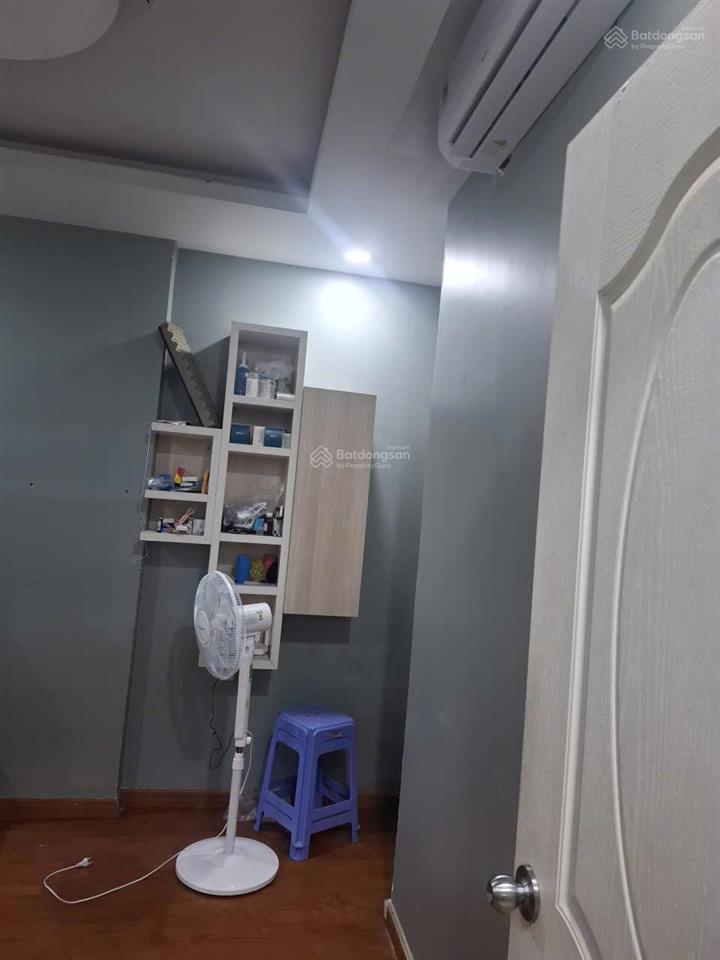 Cho thuê căn hộ tô ký tower, 61m2, 2pn2wc, đầy đủ nội thất, giá 7tr5/ tháng.