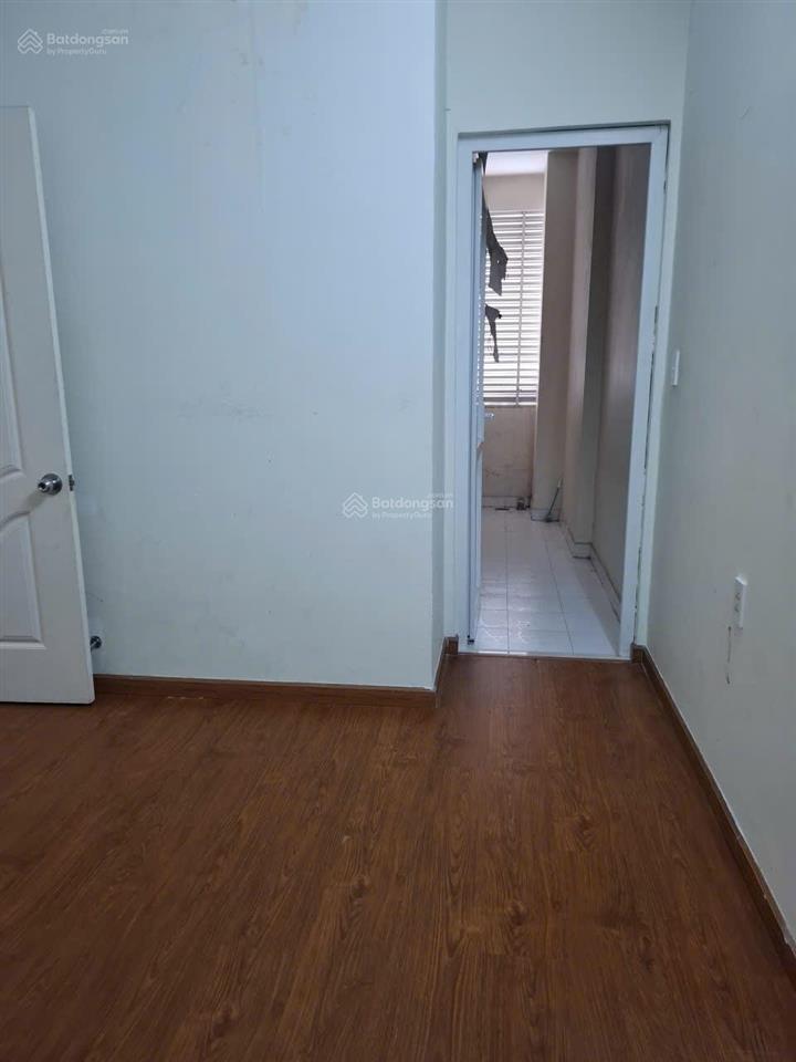 Bán căn hộ tô kyd tower 61m2 (2pn2wc), có sổ, nhà sạch sẽ, giá 2tỷ5 (thương lượng).