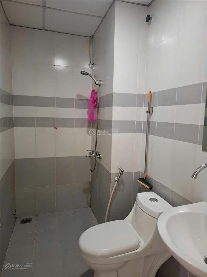 Bán căn hộ tô kyd tower 61m2 (2pn2wc), có sổ, nhà sạch sẽ, giá 2tỷ5 (thương lượng).