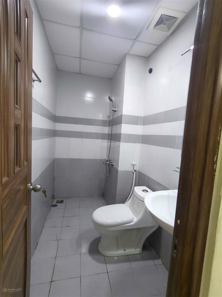 Cho thuê căn hộ tô ký tower 61m², 2pn2wc, đầy đủ nội thất, giá 7,5 triệu/tháng