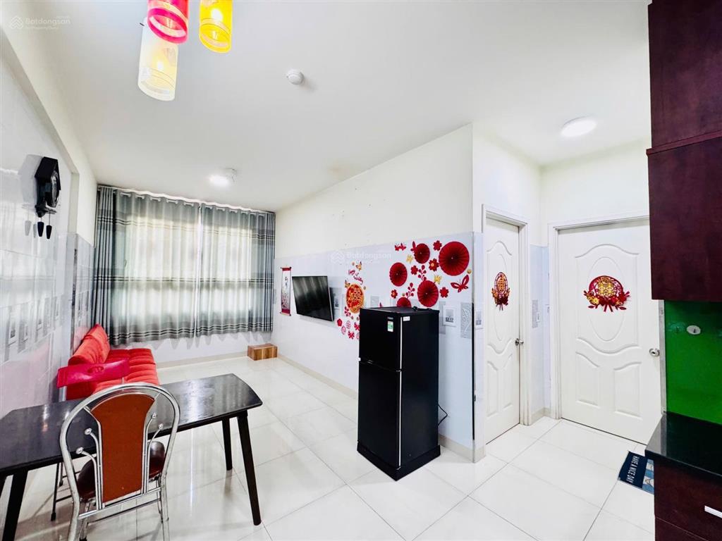 Cho thuê căn hộ tô ký tower 61m², 2pn2wc, full nội thất, giá 8,5 triệu/tháng.